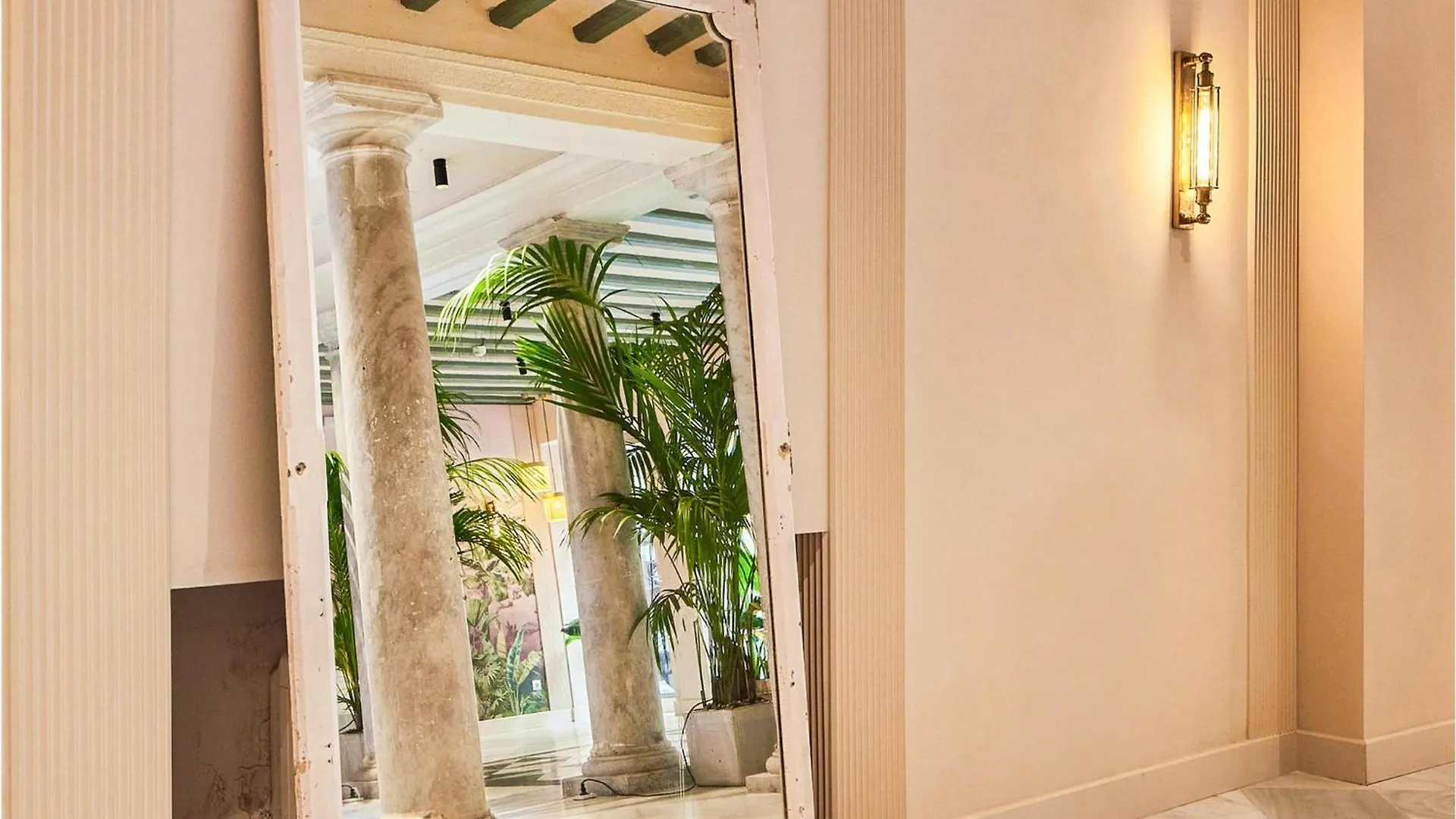 Awesome Apartment In Cdiz With Kitchen Cadiz